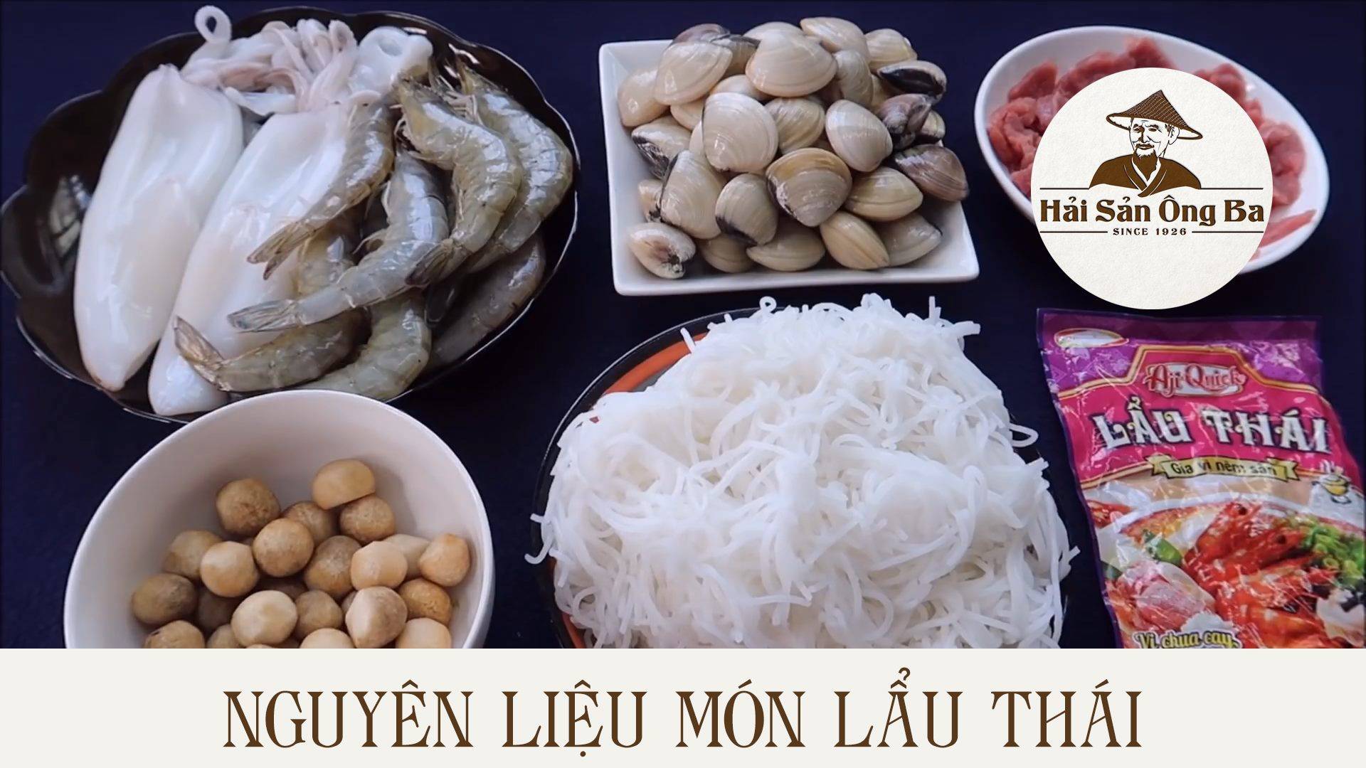 1 người, văn bản và món ăn, gói lẩu thái, tôm sú, ngao, bún